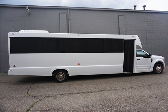 Party Bus Rental For 40 Passengers in St Louis